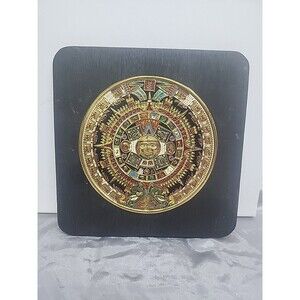 VINTAGE GOLD METAL AZTEC SUN  CALENDAR BLACK WALL PLAQUE 9"x9"